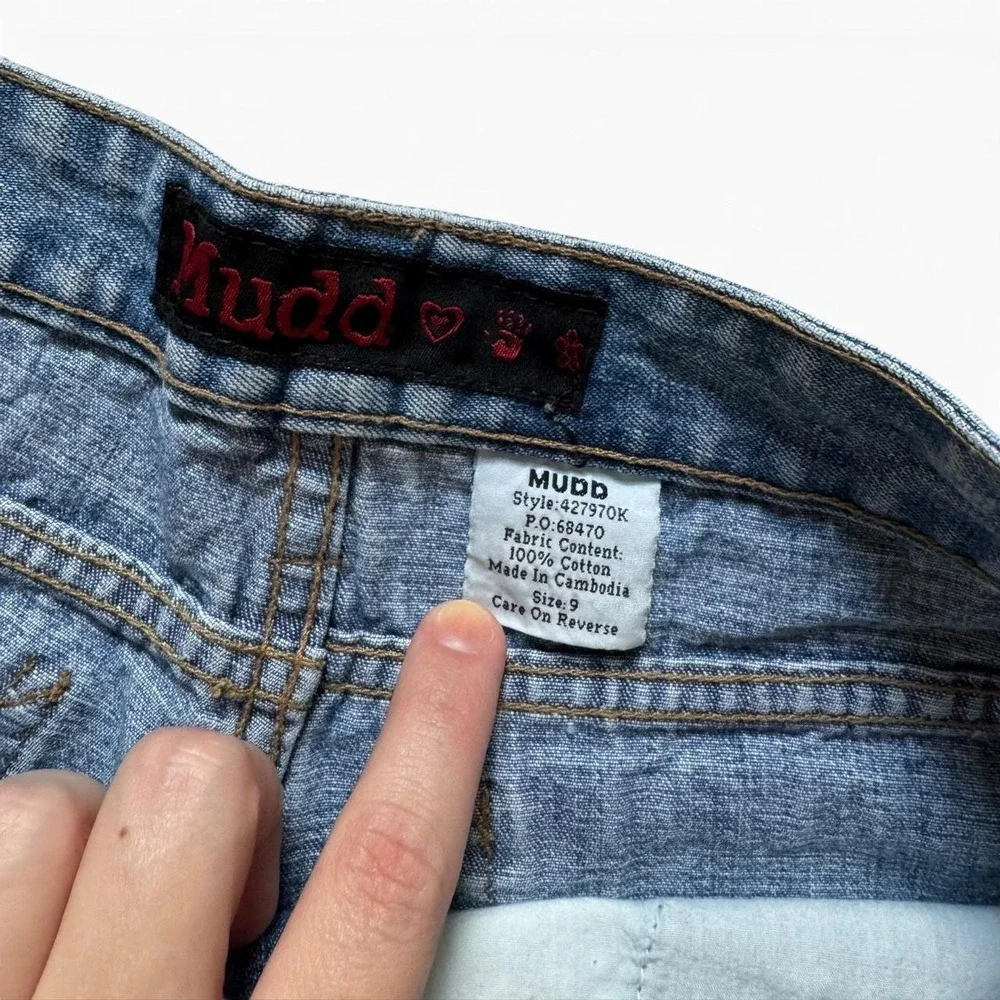 Mudd Vintage Y2K Medium Wash Denim Shorts Mid Rise 100% Cotton Blue Size 9